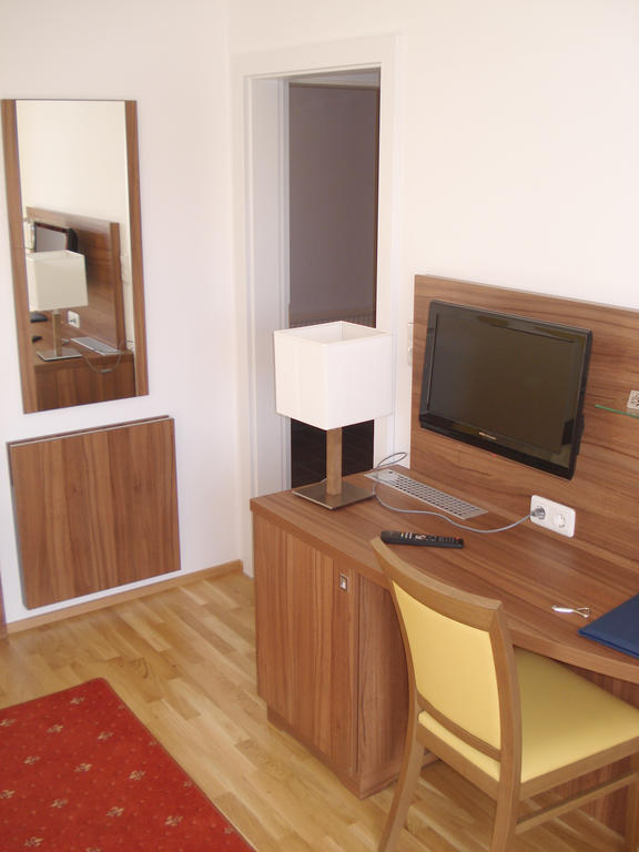 Hotel Almtalerhof 트라운 객실 사진